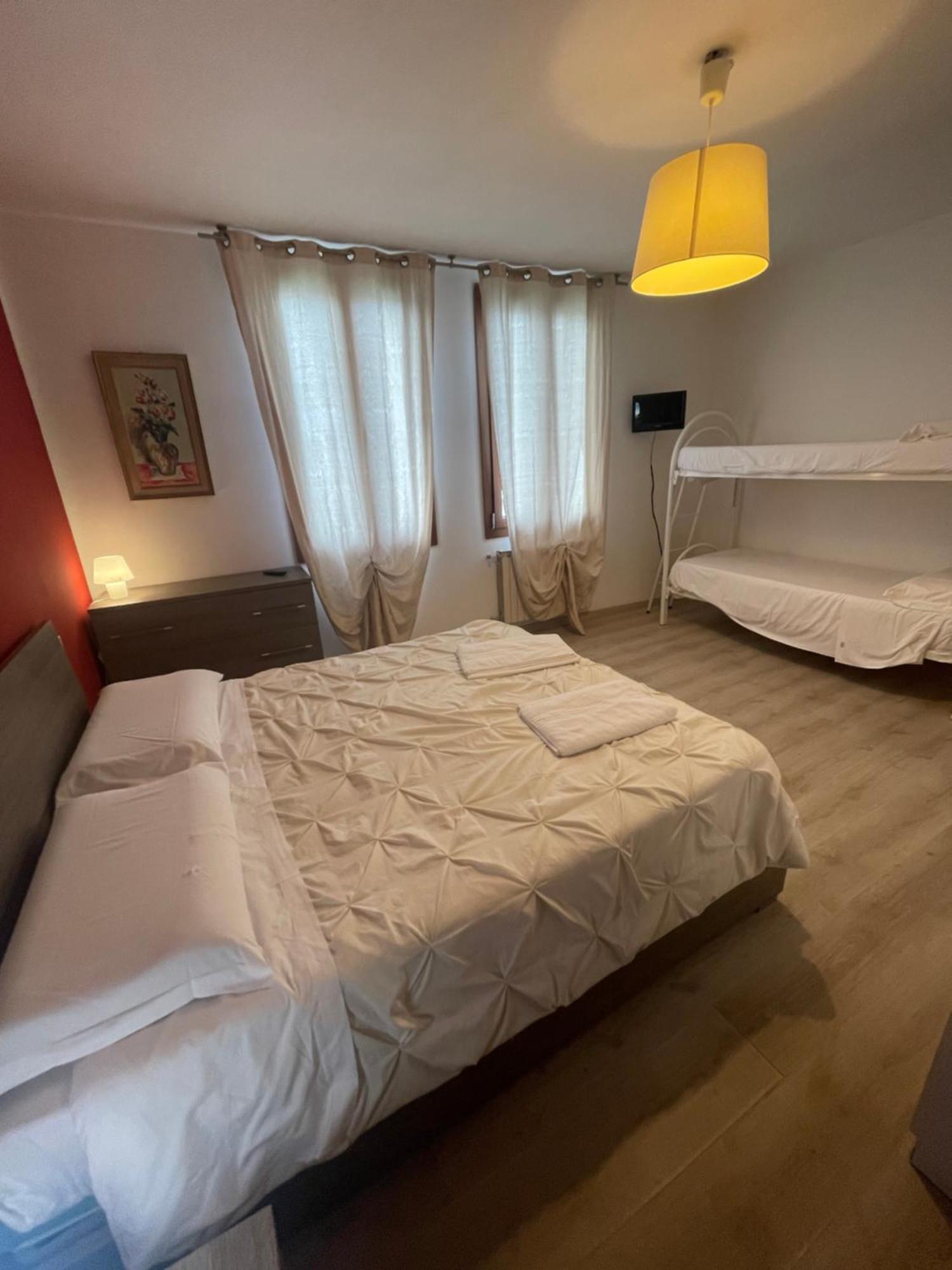 Romantic Enchantment With Private Bathroom Venetië Buitenkant foto